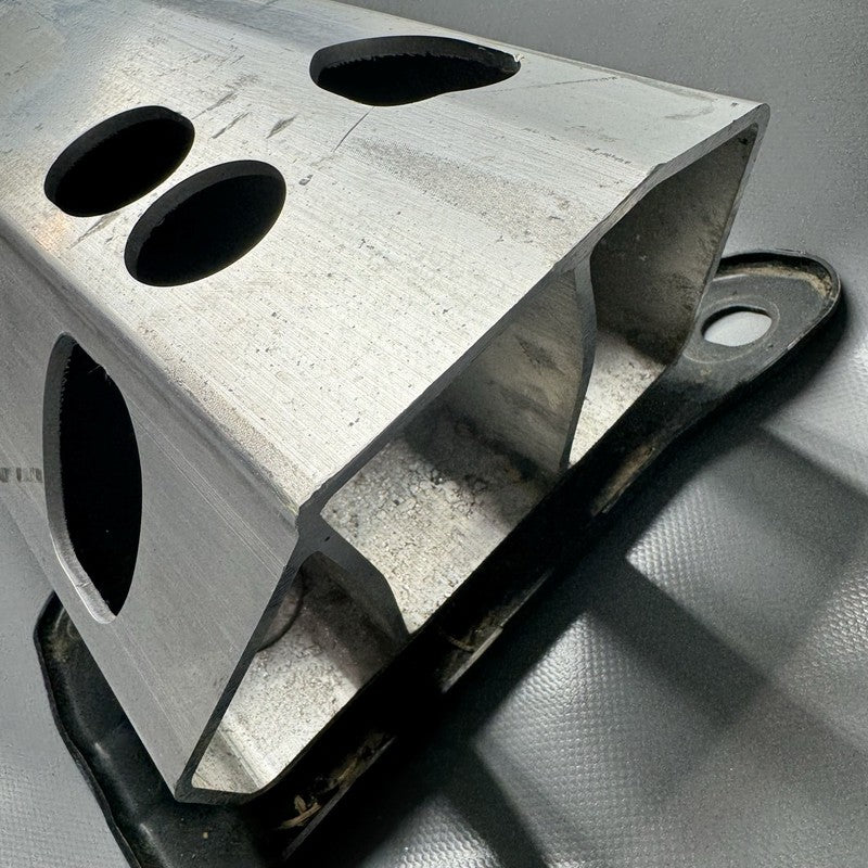 1487616-00-B TESLA MODEL Y REINFORCEMENT REAR 2020 2021 2022 2023 2024 OEM 1487616-00-B