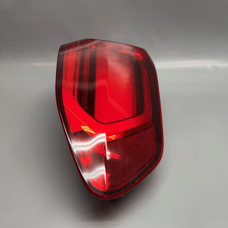 BMW X7 TAIL LIGHT RIGHT PASSENGER 2019 2020 2021 2022 OEM H45A164A605