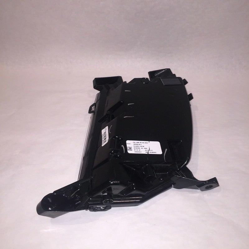 100599500E TESLA MODEL S RIGHT SIDE FOG LIGHT 2015 2016 OEM