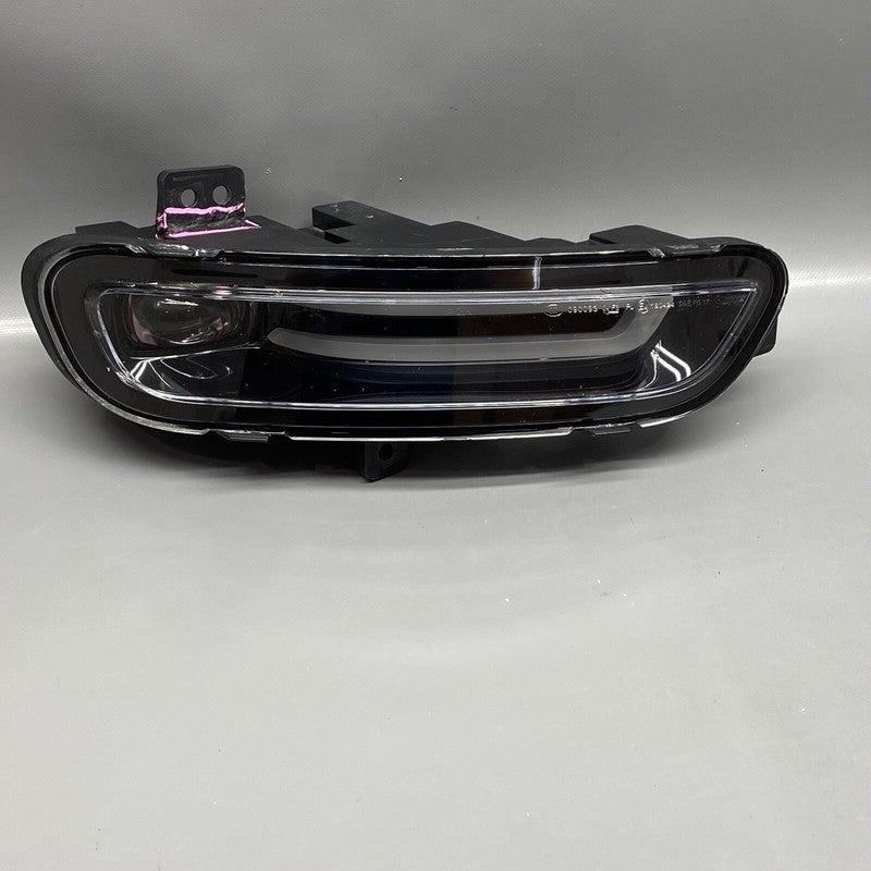 68273052A JEEP GRAND CHEROKEE FOG LIGHT 2017 2018 2019 2020 2021 OEM 68273052A