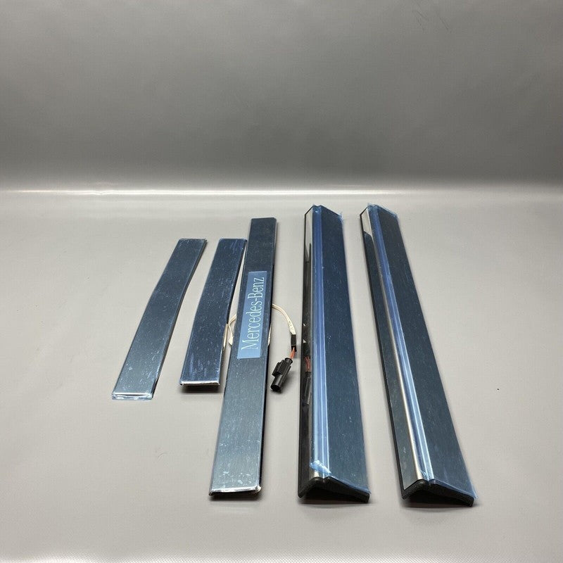 A2126801635 MERCEDES BENZ CLS550 DOOR SILL PLATES A2126801635 2014 2015 2016 2017 OEM