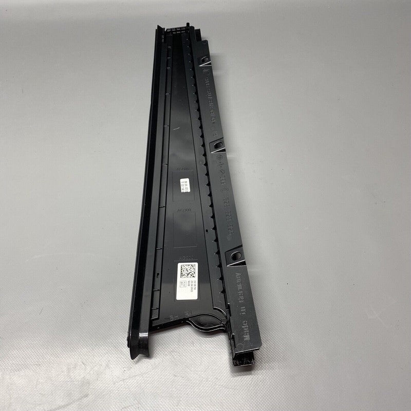 95B853352G PORSCHE MACAN TRIM FOR PILLAR B RIGHT REAR 2015 2016 2017 2018 2019 2020 OEM 