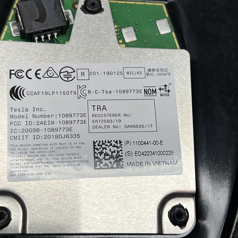 1100441-00-E TESLA MODEL 3 B PILLAR APPLIQUE RIGHT WITH CAMERA 2017 2018 19 2020 21 2022 2023