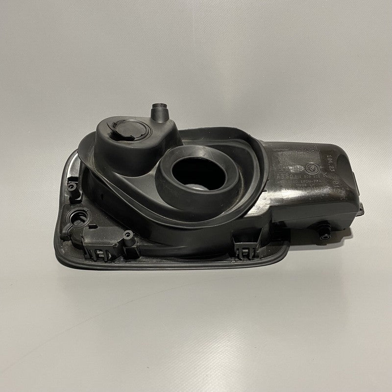 8V4809906K AUDI A3 SPORTBACK E TRON FUEL POCKET 2016 2017 2018 OEM 8V4809906K