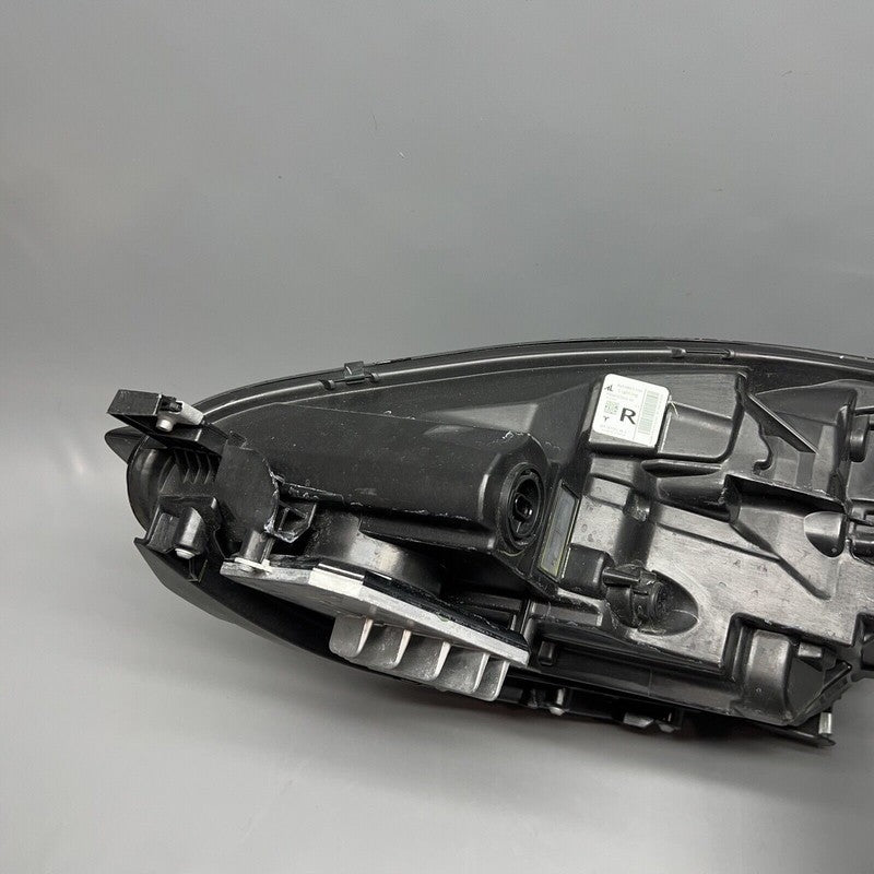 1077372-10-i TESLA MODEL 3 HEADLIGHT RIGHT PASSENGER 2017 2018 2019 2020 LED OEM 1077372-10-i