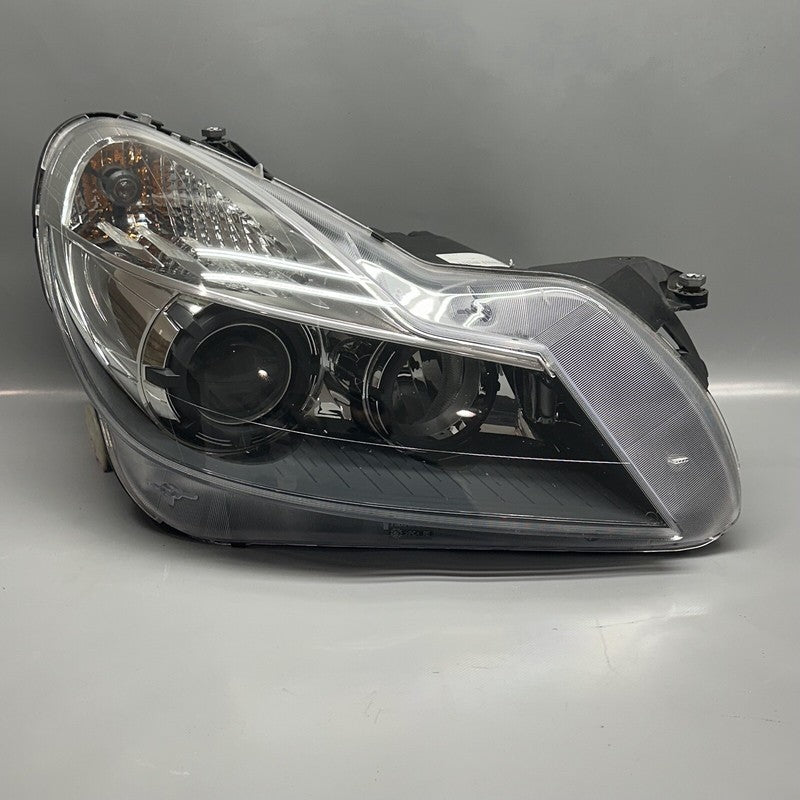 A2308202461 MERCEDES BENZ SL63 HEADLIGHT RIGHT PASSENGER SL550 XENON 2009 2010 2011 2012 OEM