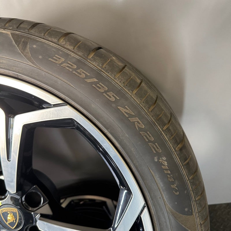 4ML601025 LAMBORGHINI URUS WHEEL RIM SET 22 INCH 2019 2020 2021 OEM 4ML601025