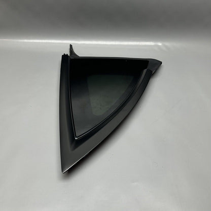 1495741-00-E TESLA MODEL Y QUARTER GLASS RIGHT REAR 2020 2021 2022 2023 OEM 1495741-00-E