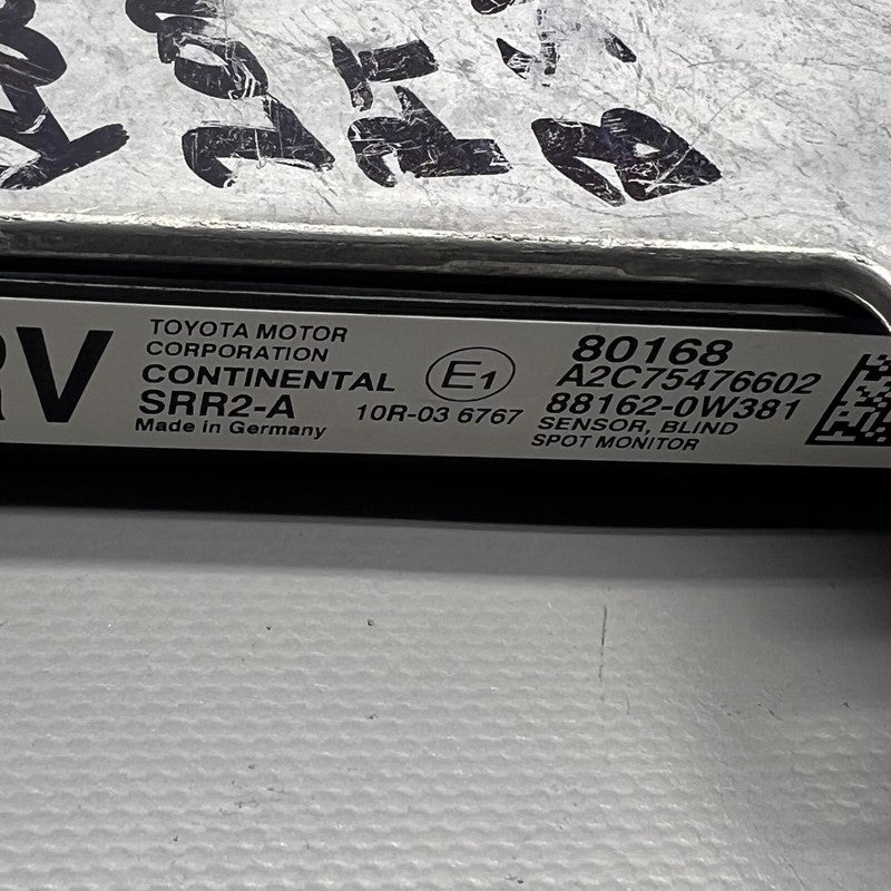 88162-0W381 TOYOTA RAV4 BLIND SPOT MONITOR SENSOR 2016 2017 2018 OEM 88162-0W381