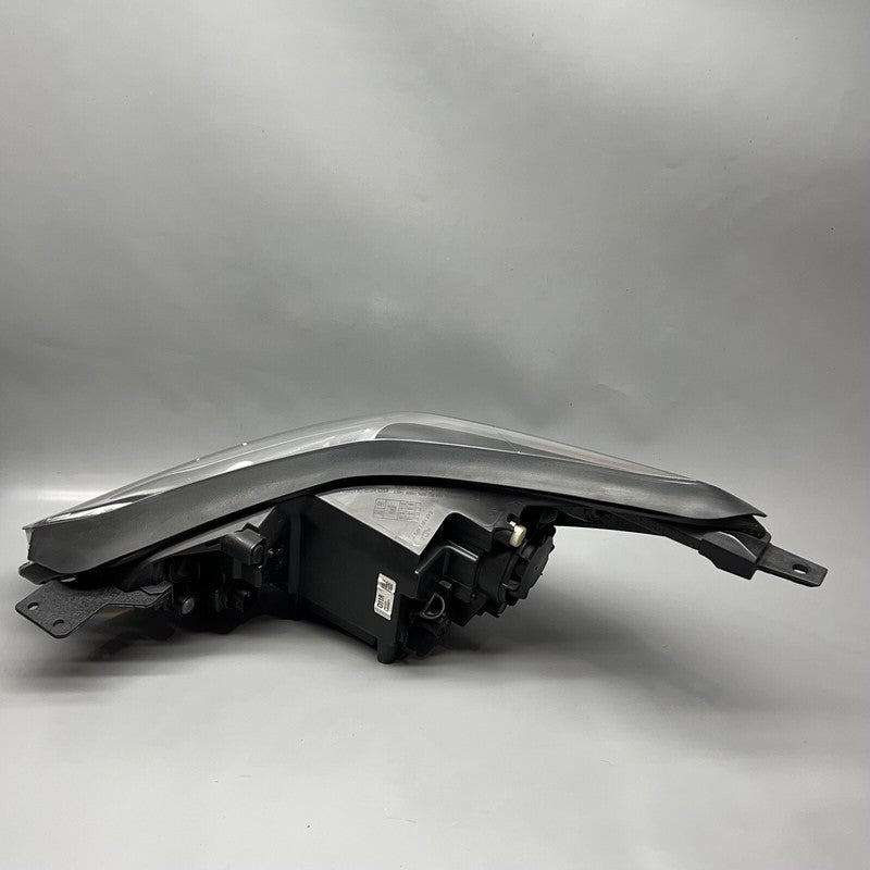92102-D9 KIA SPORTAGE HEADLIGHT RIGHT PASSENGER HALOGEN LED 2017 2018 2019 OEM 92102-D9