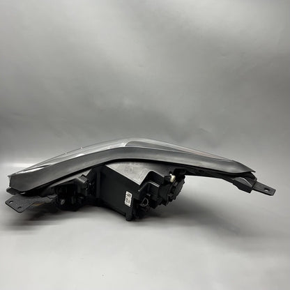 92102-D9 KIA SPORTAGE HEADLIGHT RIGHT PASSENGER HALOGEN LED 2017 2018 2019 OEM 92102-D9