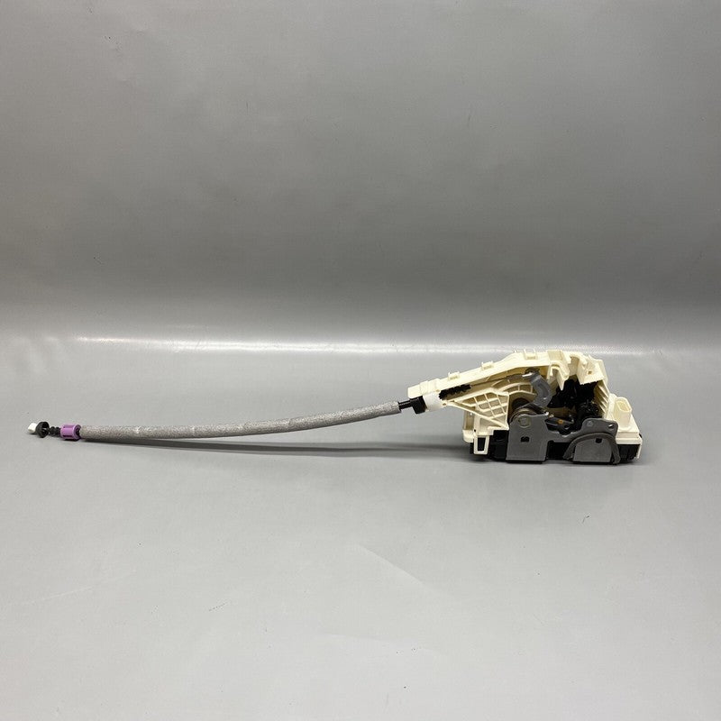 A2047201835 MERCEDES BENZ C300 DOOR LOCK ACTUATOR RIGHT FRONT 2008 2009 2010 2011 OEM