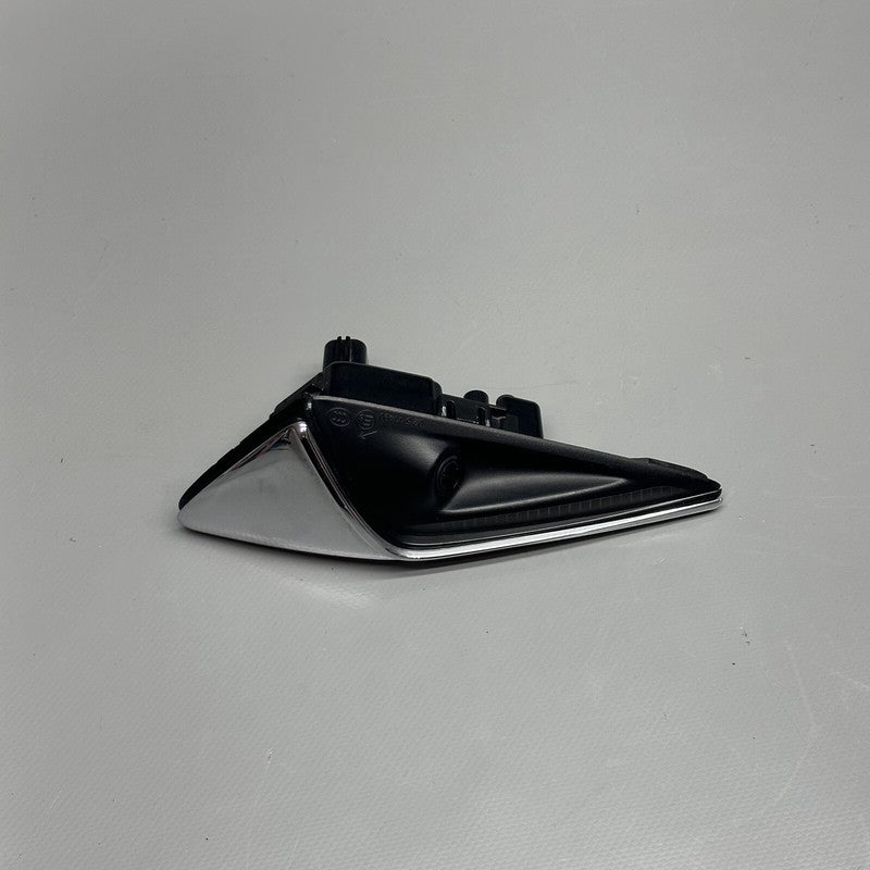 1495865-20-D TESLA MODEL 3 FENDER CAMERA MARKER RIGHT 2017 2018 2019 2020 OEM 1495865-20-D