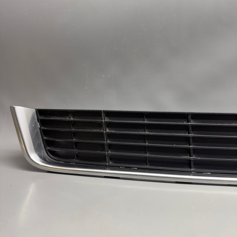 CADILAC ESCALADE LOWER GRILLE 2015 2016 2017 2018 2019 2020 OEM  23181
