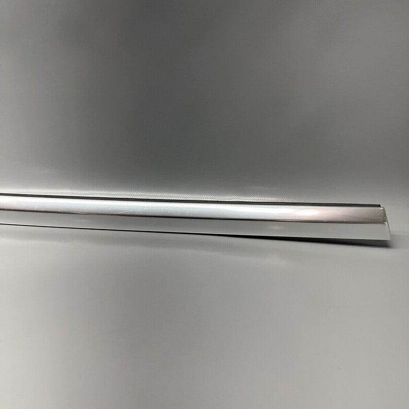 1080748-01-J TESLA MODEL 3 DOOR WINDOW MOLDING RIGHT REAR 2017 18 19 20 21 2022 1080748-01-J