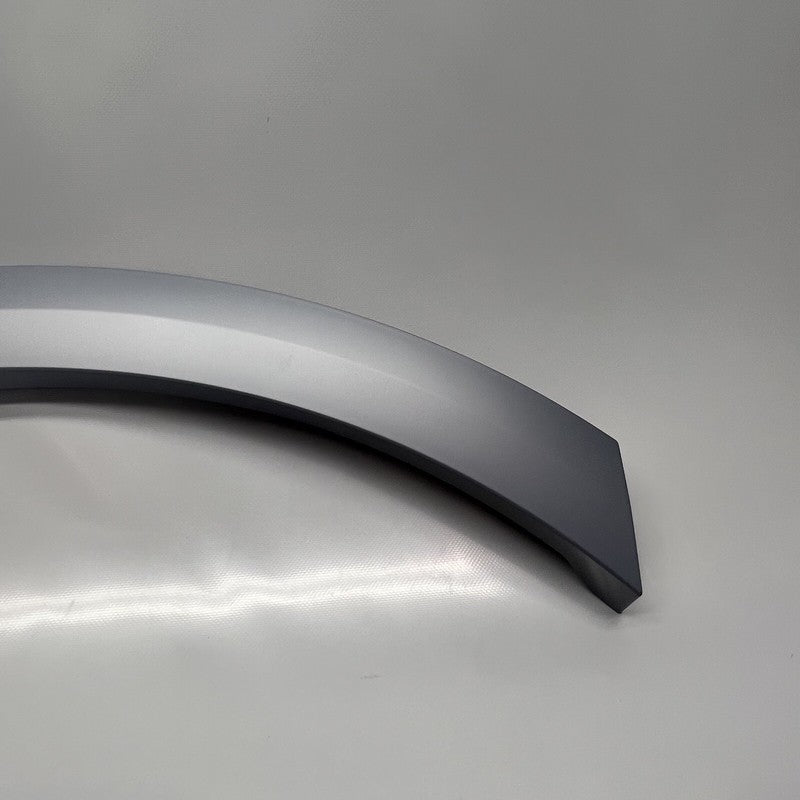 4M8853818E AUDI Q8 WHEEL OPENING ARCH MOLDING RIGHT REAR 2019 2020 OEM 4M8853818E