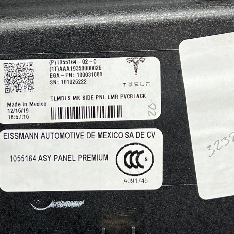 1055164-02-C TELSA MODEL S CENTER CONSOLE TRIM PANEL RIGHT 2016 17 18 19 20 2021 1055164-02-C