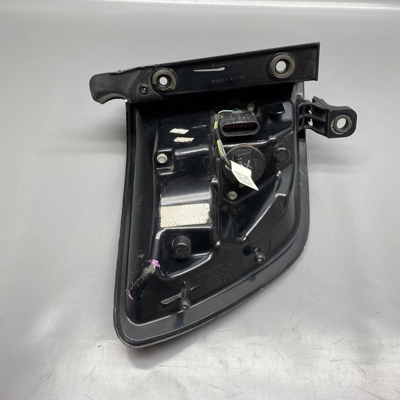 68155948AC DODGE DURANGO TAIL LIGHT RIGHT PASSENGER 68155948AC 2016 2017 2018 2019 2020 OEM