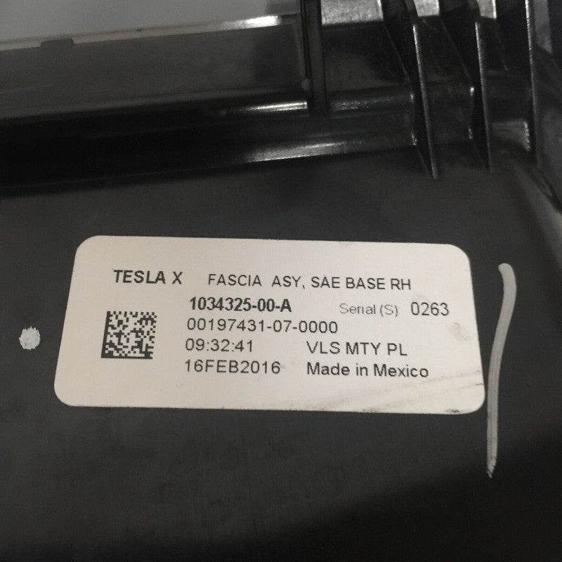 TESLA MODEL X RIGHT PASSENGER SIDE FOG LIGHT 2015 2016 2017 OEM
