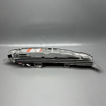 M8E2-13404-AL RANGE ROVER VOGUE TAIL LIGHT LEFT DRIVER 2023 2024 OEM M8E2-13404-AL