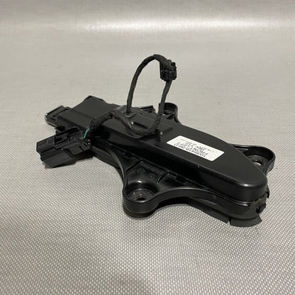 1035418-99-D TESLA MODEL X DOOR HANDLE LEFT FRONT 1035418-99-D OEM 2015 2016 2017