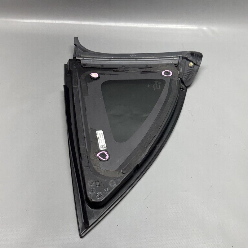 1495740-99-H TESLA MODEL Y QUARTER GLASS LEFT DRIVER 2020 2021 2022 2023 OEM 1495740-99-H