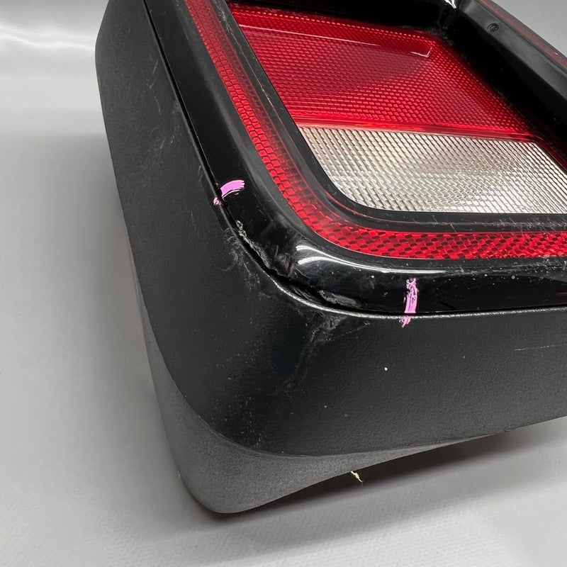 JEEP WRANGLER TAIL LIGHT LEFT DRIVER 2018 2019 2020 2021 2022 OEM