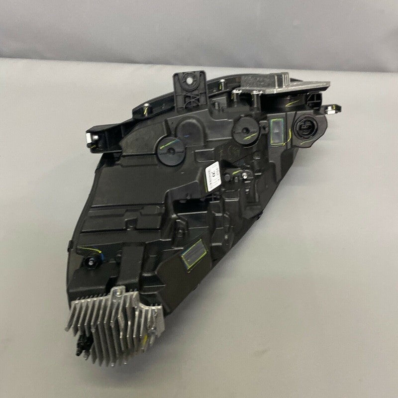 1077372-88-E TESLA MODEL 3 HEADLIGHT RIGHT PASSENGER 2017 2018 2019 2020 LED OEM