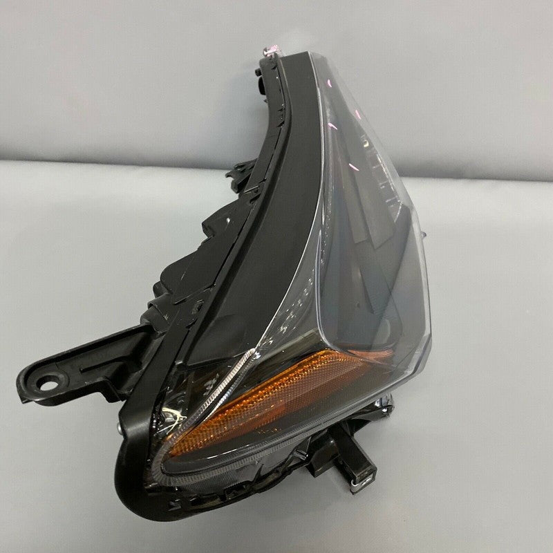 TOYOTA RAV 4 HEADLIGHT RIGHT PASSENGER 2016 2017 2018 HALOGEN OEM