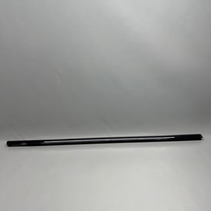 4KE837476A AUDI E-TRON WINDOW BELT MOLDING LEFT FRONT 2019 2020 2021 OEM 4KE837476A