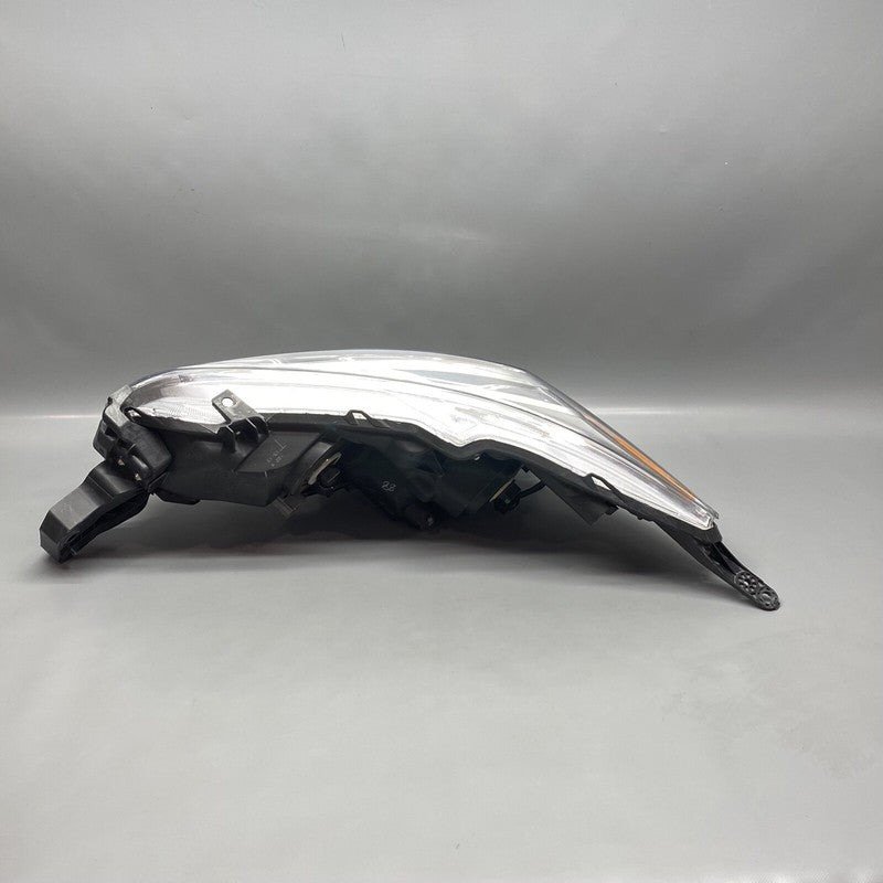 SUBARU LEGACY OUTBACK HEADLIGHT RIGHT PASSENGER 2015 2016 2017  HALOGEN OEM