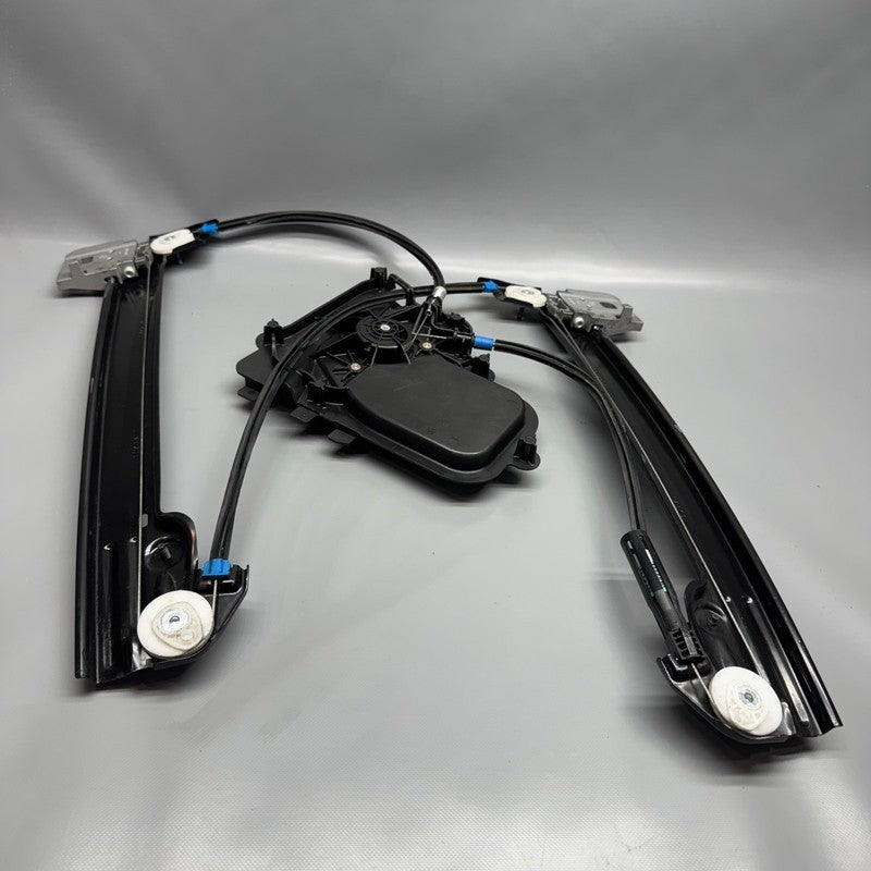 TESLA MODEL 3 WINDOW REGULATOR RIGHT FRONT 2017 2018 2019 2020 OEM 109