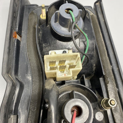 NISSAN PATHFINDER TAIL LIGHT RIGHT PASSENGER 1987 88 89 90 91 92 93 94 1995 OEM