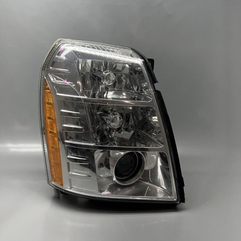 CADILLAC ESCALADE HEADLIGHT RIGHT PASSENGER 2007 08 09 10 11 12 13 201