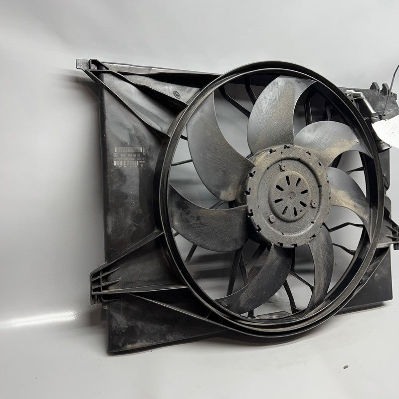 MERCEDES BENZ S550 RADIATOR COOLING FAN 2010 2011 2012 2013  OEM A2215