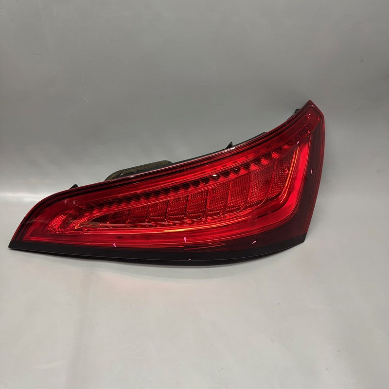 AUDI Q5 TAIL LIGHT RIGHT PASSENGER 2013 2014 2015 2016 2017 LED OEM 8R