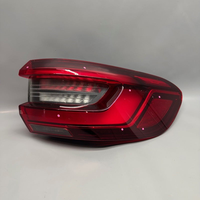 BMW X5 TAIL LIGHT RIGHT PASSENGER X5M 2019 2020 2021 2022 2023 OEM 374