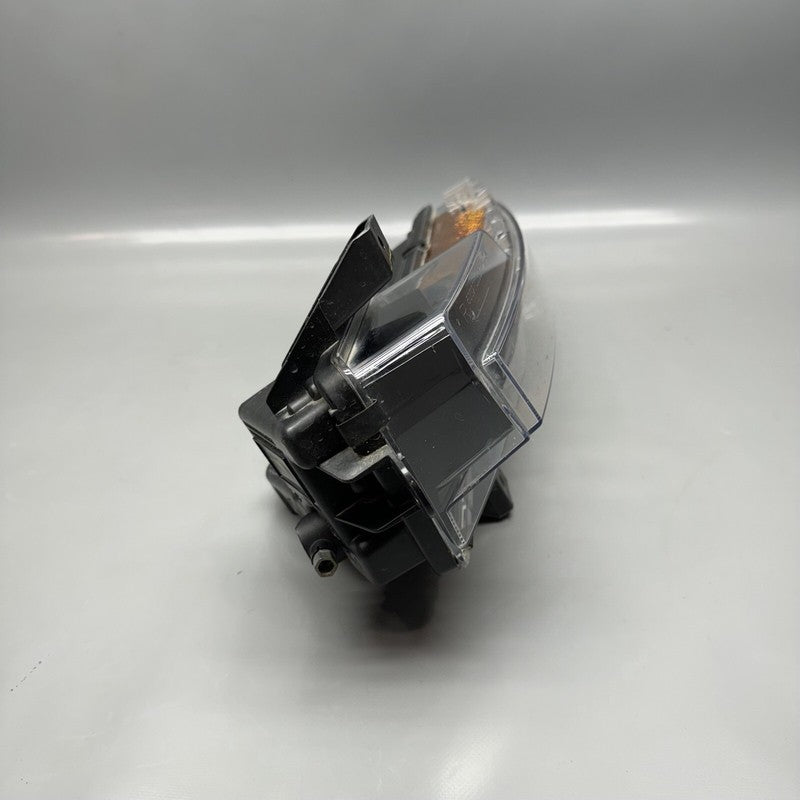 TESLA MODEL 3 FOG LIGHT RIGHT PASSENGER 2017 18 19 20 21 2022 OEM 1077