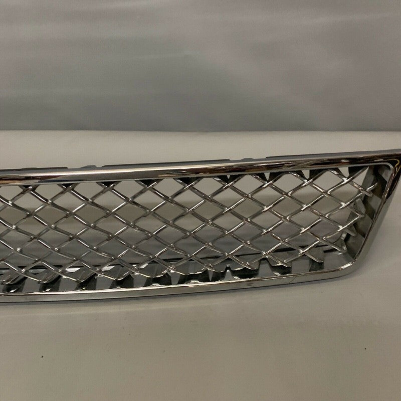 15208001 CHEVY SUBURBAN 1500 GRILLE LOWER TRIM 2008 2009 2010 2011 2012 2013 2014 OEM