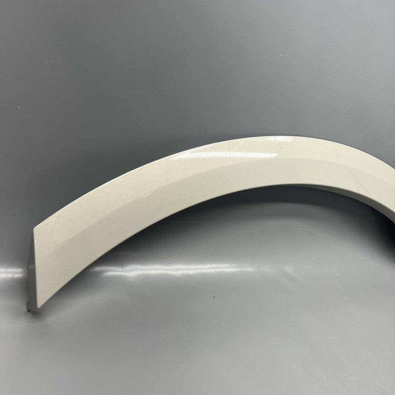 4M8853817D AUDI Q8 WHEEL ARCH MOLDING LEFT REAR 2019 2020 2021 2022 2023 OEM 4M8853817D 