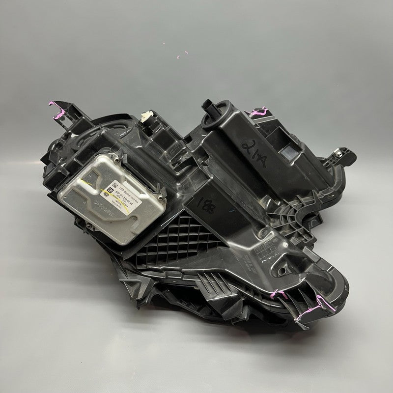 84355670 GMC TERRAIN HEADLIGHT LEFT DRIVER 2018 2019 2020 2021 XENON OEM 84355670