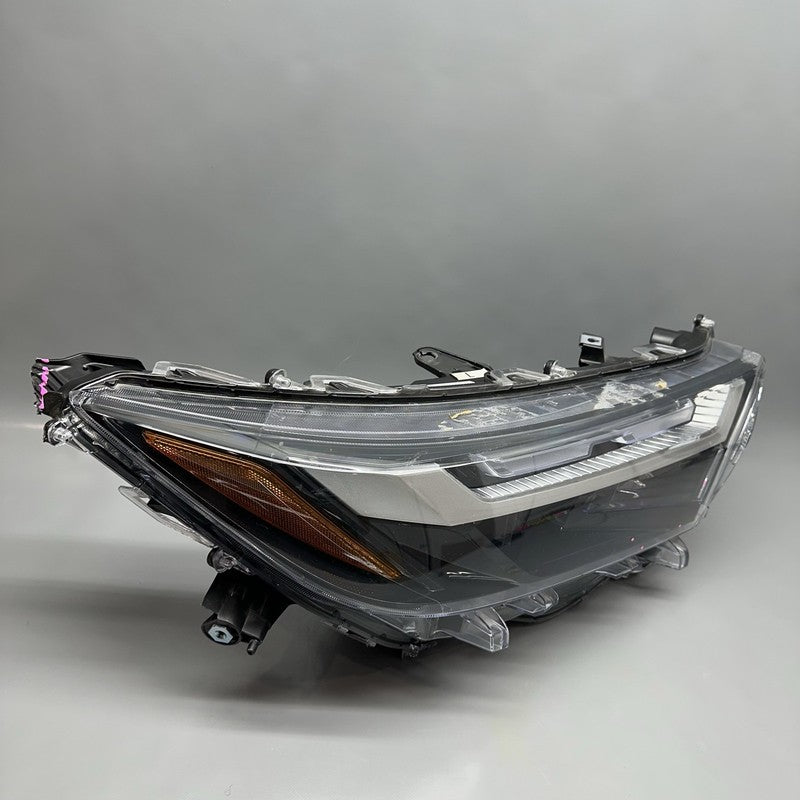 RAV 4 TOYOTA RAV 4 HEADLIGHT RIGHT PASSENGER 2022 2023 2024 LED OEM
