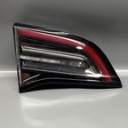 TESLA MODEL 3,Y  TAIL LIGHT TRUNK LEFT DRIVER 1077401-00-G 2018 19 20 