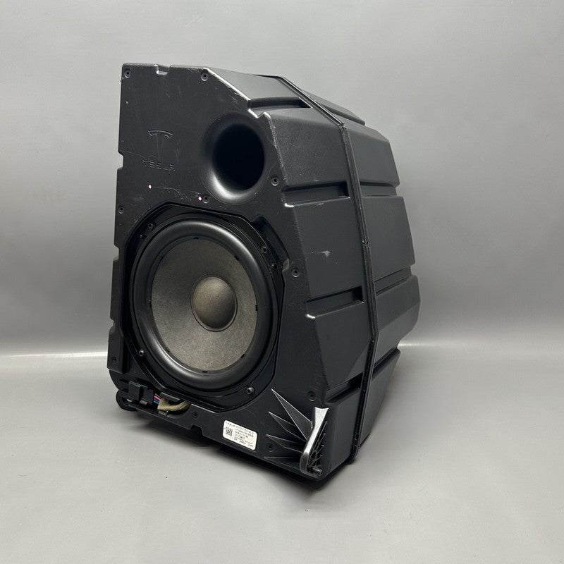 1507154-00-D TESLA MODEL Y SUBWOOFER BASSBOX 2020 2021 2022 2023 OEM 1507154-00-D
