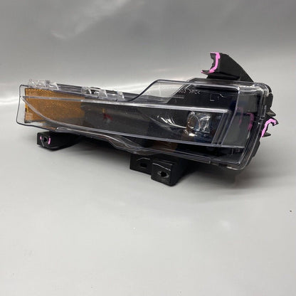 1077391-00-F TESLA MODEL 3 FOG LIGHT LEFT DRIVER 2017 2018 2019 2020 2021 2022 1077391-00-F