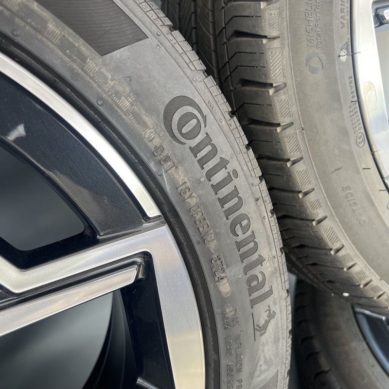 6898041 BMW X1 X2 WHEEL RIM SET 19 INCH 2023 2024 2025 OEM 6898041
