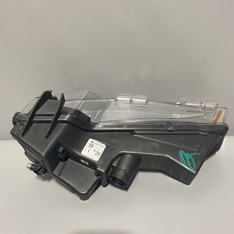 1077391-00-E TESLA MODEL 3 FOG LIGHT LEFT DRIVER 1077391-00-E 2017 2018 2019 2020 OEM 