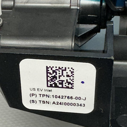 1042766-00-J TESLA MODEL S CHARGE DOOR REFLECTOR LIGHT LEFT 2016 2017 2018 2019 2020 OEM