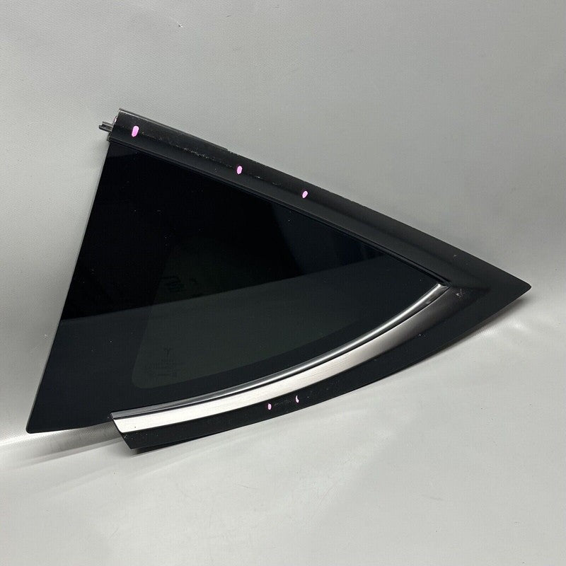 1495744-00 TESLA MODEL Y QUARTER GLASS LEFT DRIVER 2020 2021 2022 2023 OEM 1495744-00