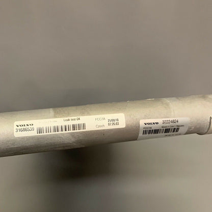 32224824  /  31686539 VOLVO XC90 S90 AC CONDENSER 2017 2018 2019 OEM 32224824  /  31686539